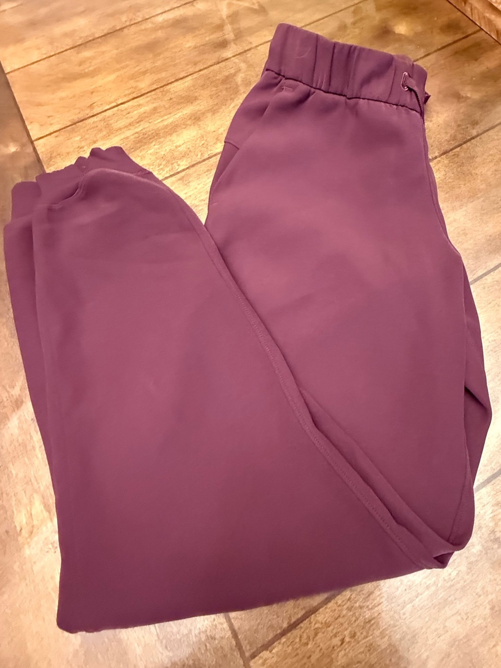 lululemon athletica size 4 Straight Leg Pants- excellent condition